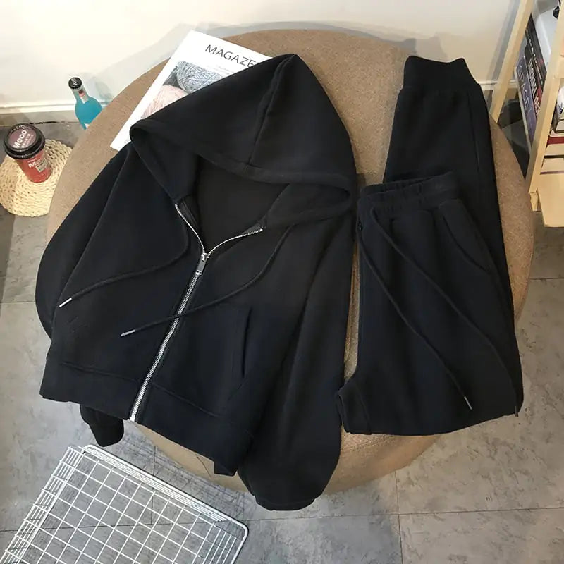 Two-Piece Casual Sportswear Set for Active Lifestyle